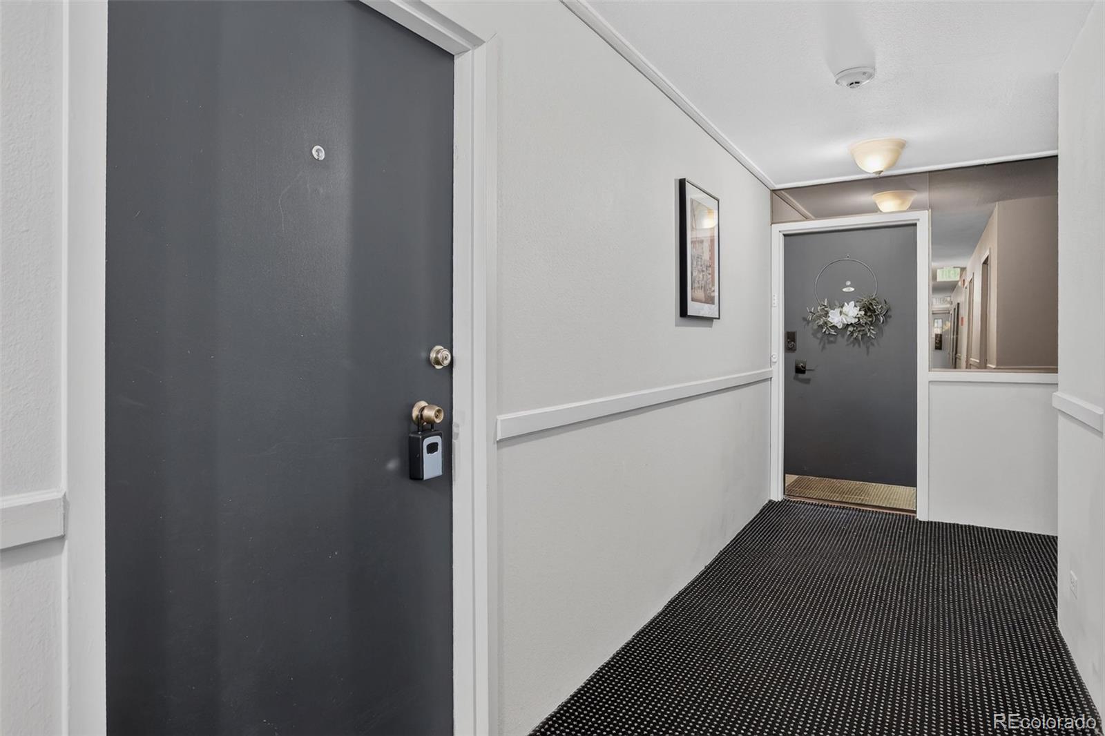 MLS Image #2 for 130 n pearl street,denver, Colorado