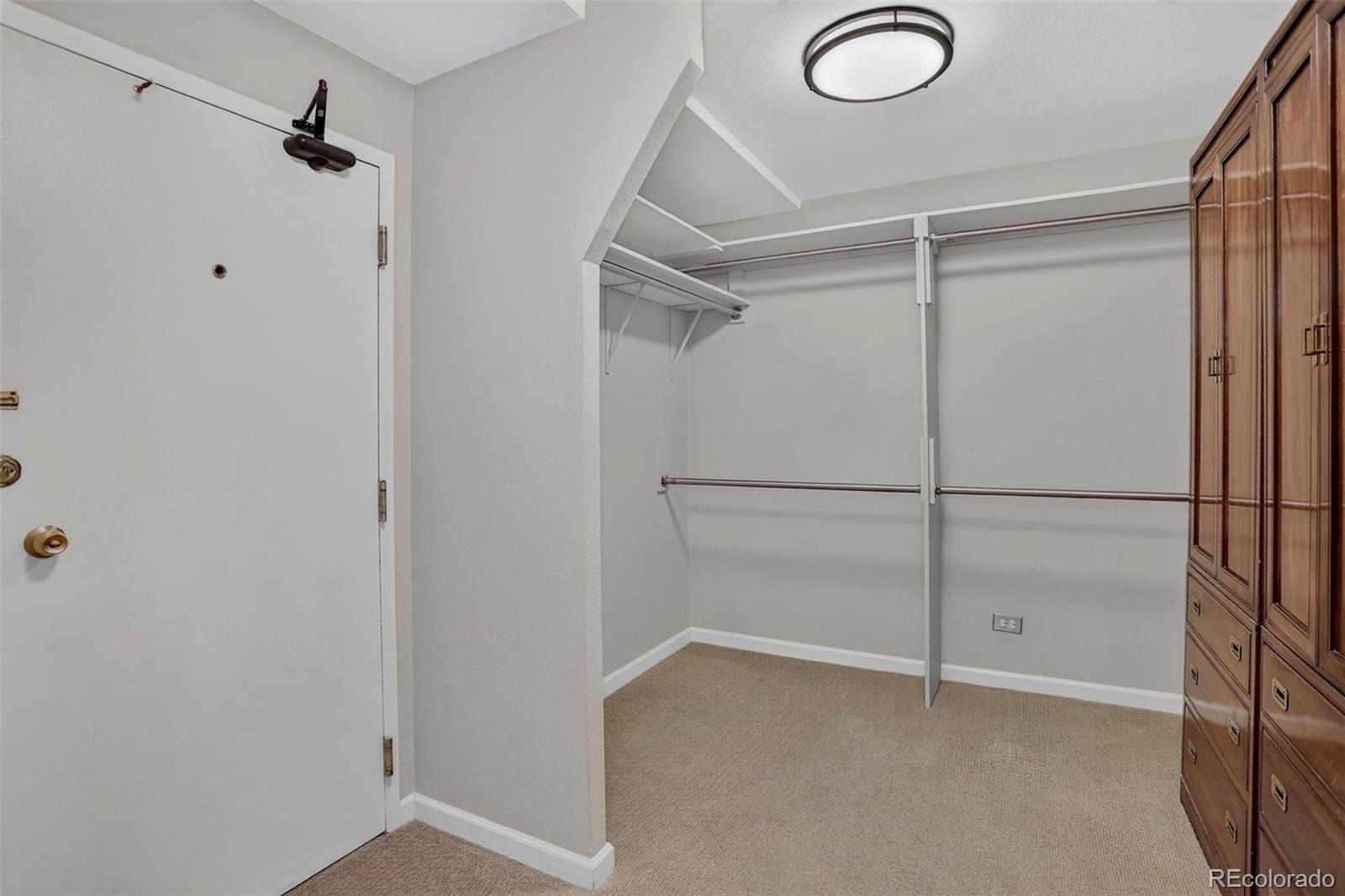 MLS Image #21 for 130 n pearl street,denver, Colorado