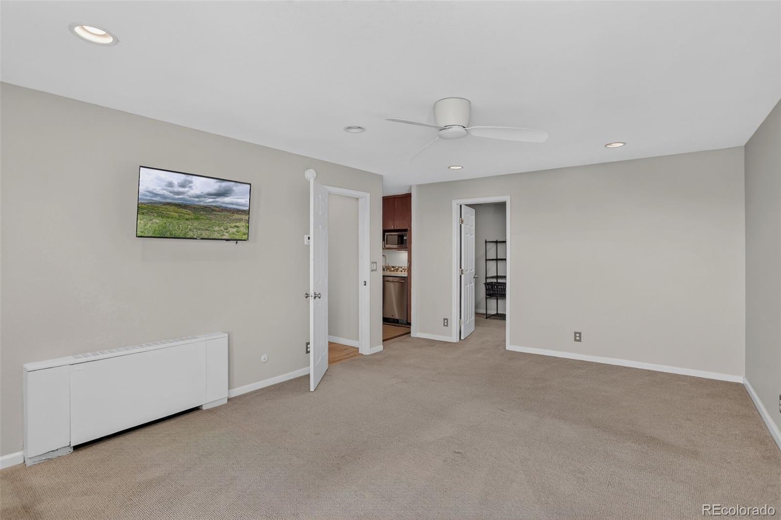 MLS Image #23 for 130 n pearl street,denver, Colorado