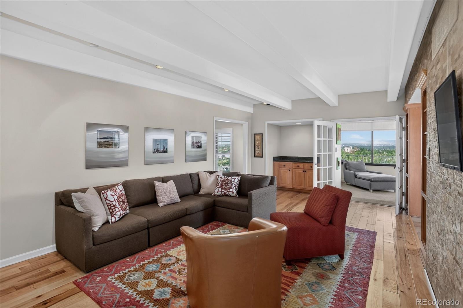 MLS Image #3 for 130 n pearl street,denver, Colorado