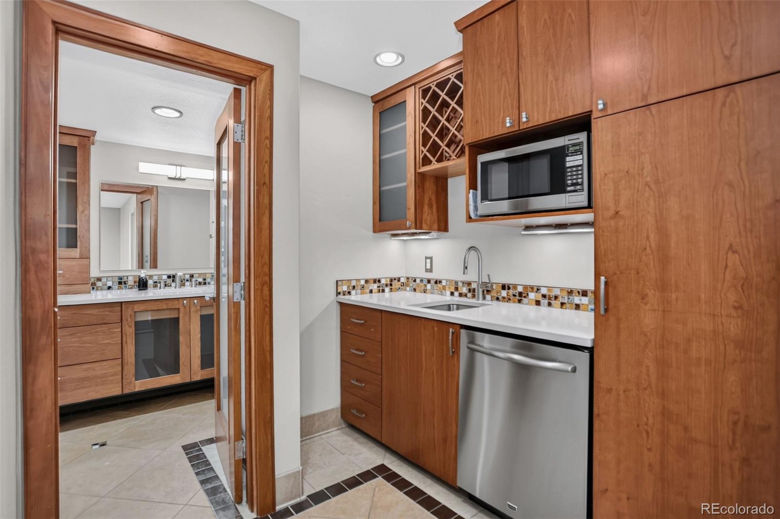 MLS Image #31 for 130 n pearl street,denver, Colorado