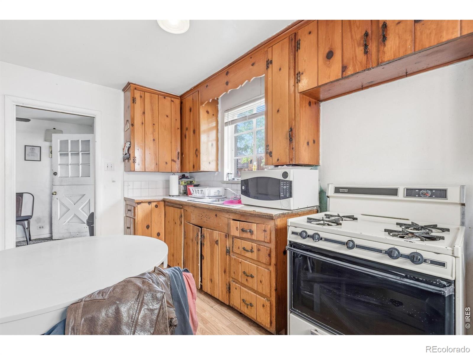 MLS Image #16 for 1935 w 38th avenue,denver, Colorado