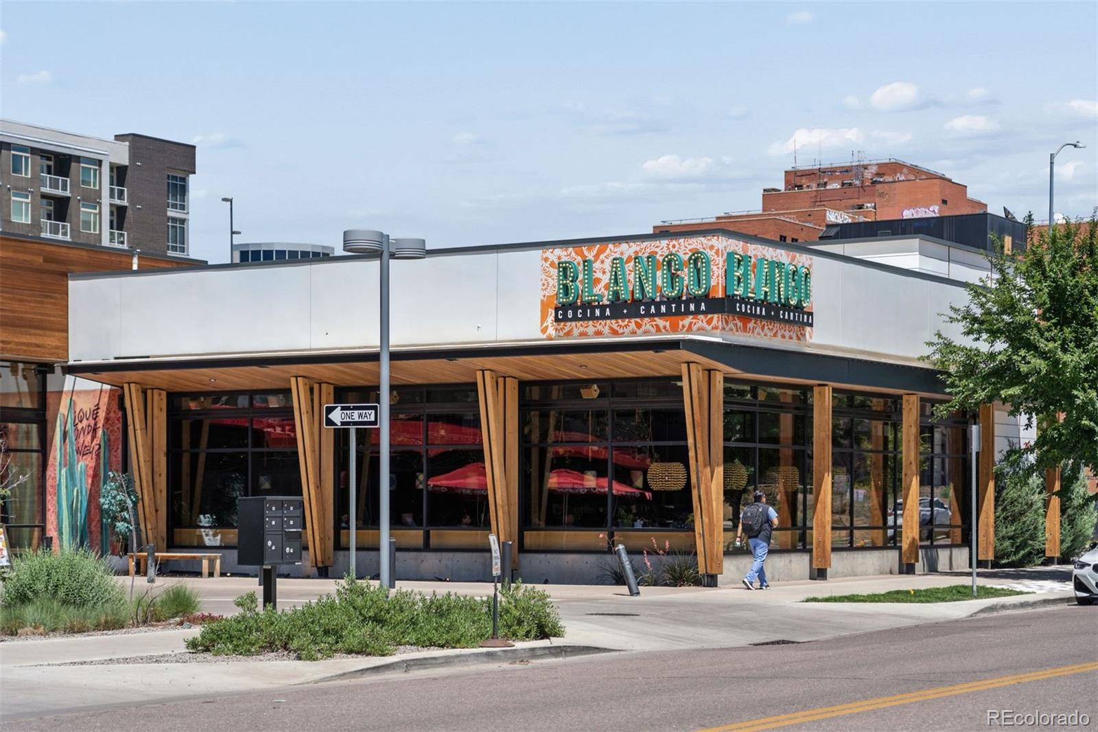 MLS Image #38 for 700  albion street,denver, Colorado