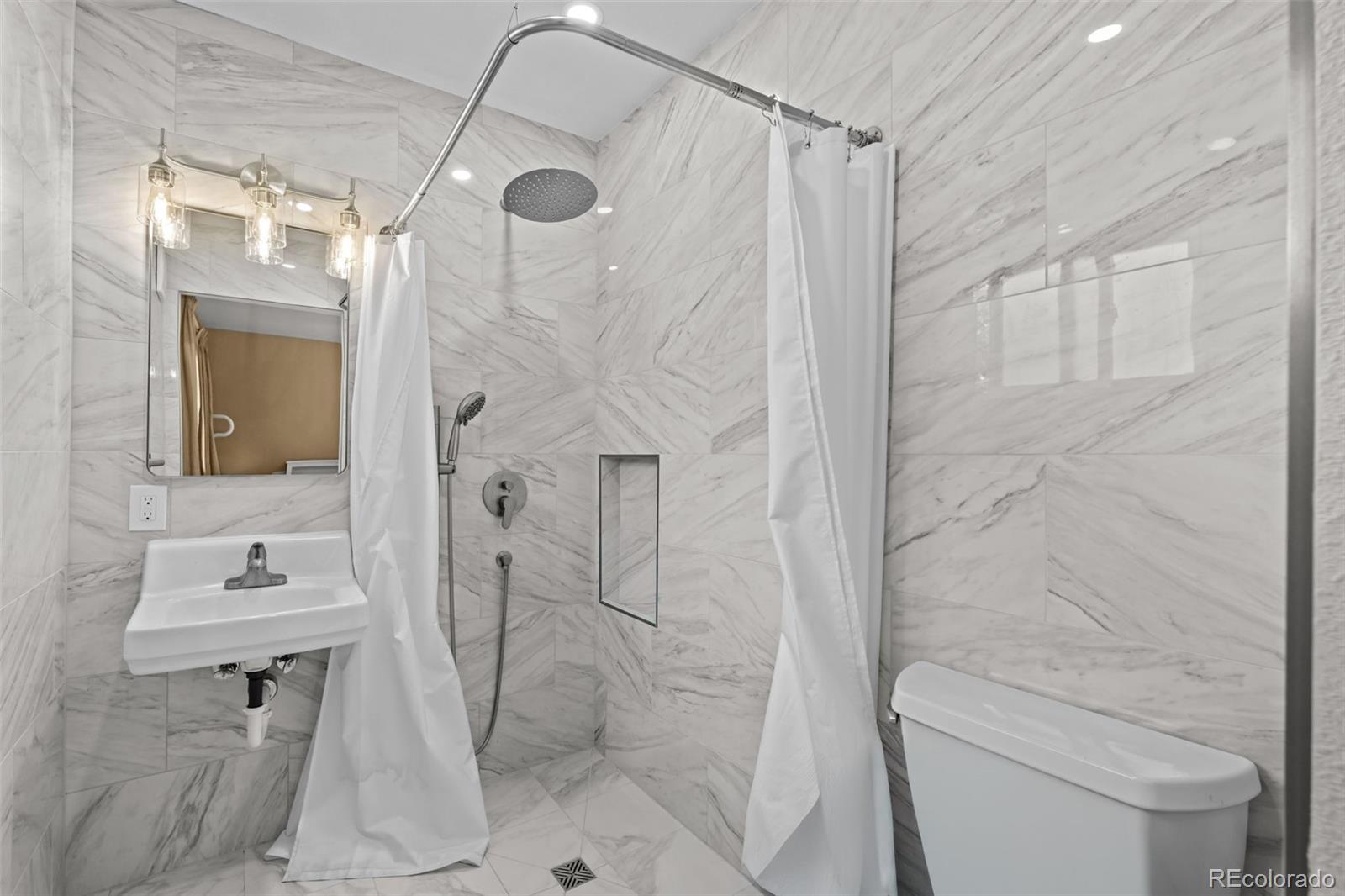 MLS Image #16 for 6421  iris court,arvada, Colorado