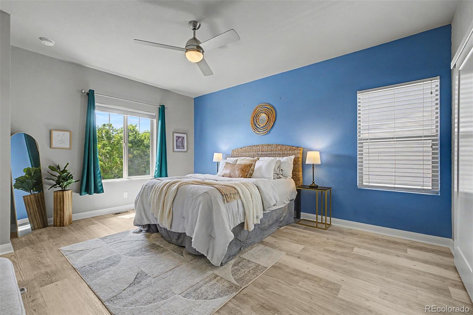 MLS Image #14 for 6710  larsh drive,denver, Colorado