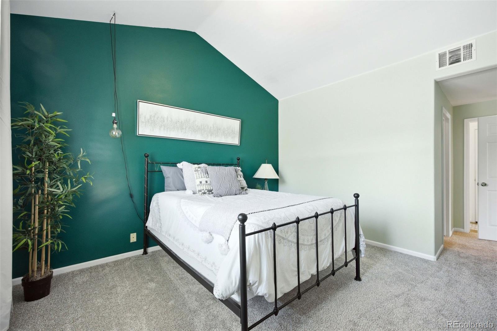 MLS Image #10 for 8500 e jefferson avenue 2f,denver, Colorado