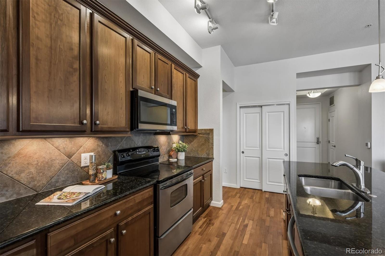 MLS Image #15 for 7820  inverness boulevard 301,englewood, Colorado