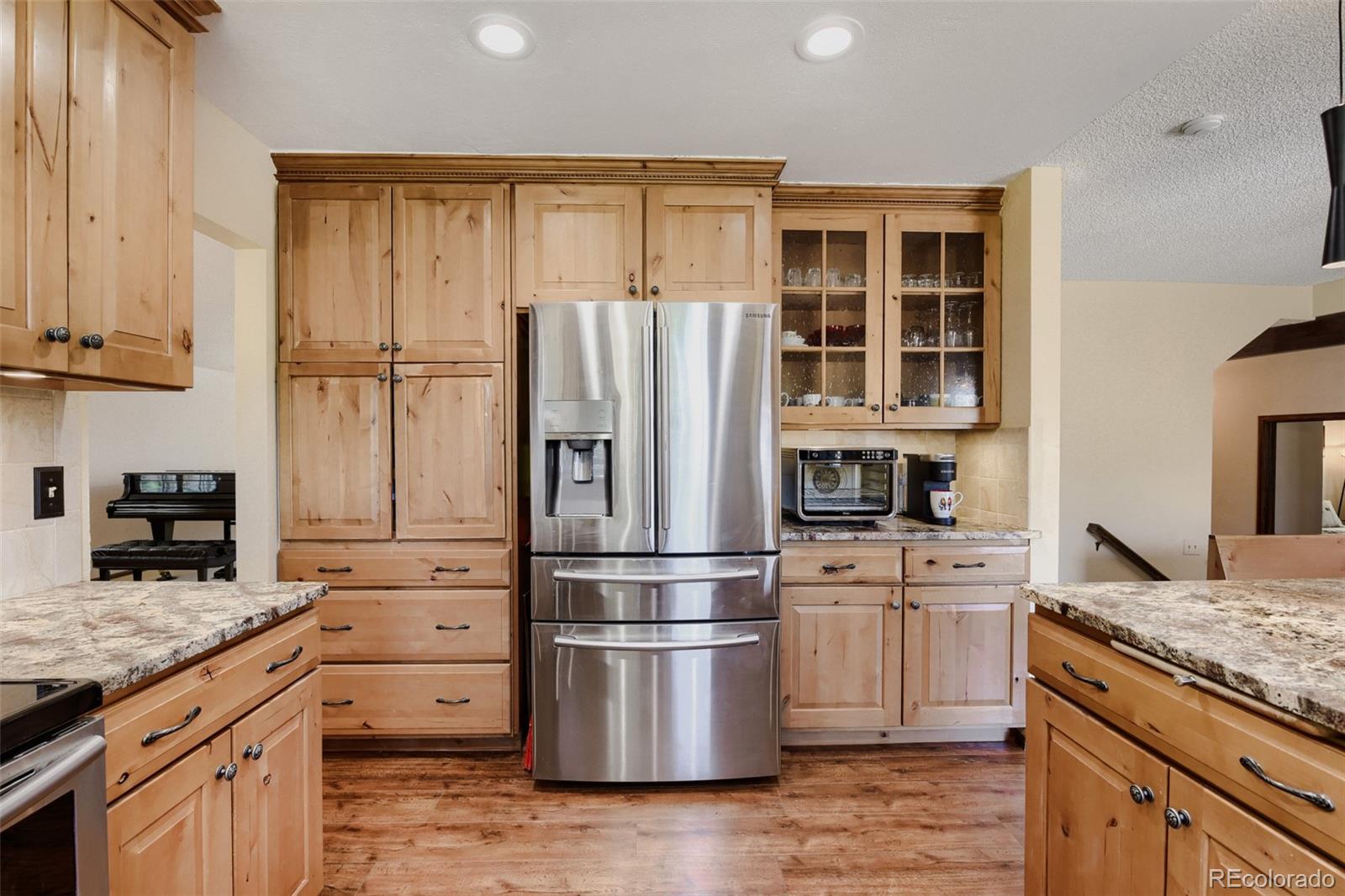 MLS Image #10 for 543  old stone drive,littleton, Colorado