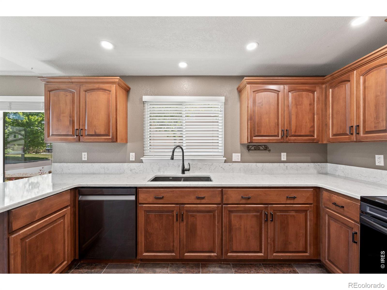 MLS Image #9 for 82  autumn court,erie, Colorado