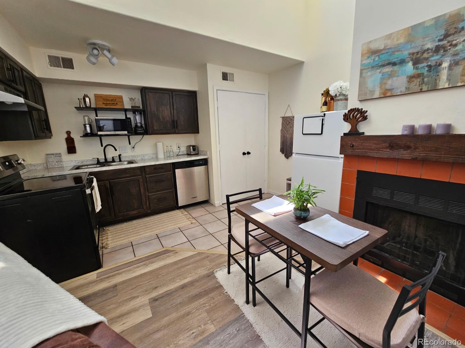 MLS Image #5 for 1830  newland court,lakewood, Colorado