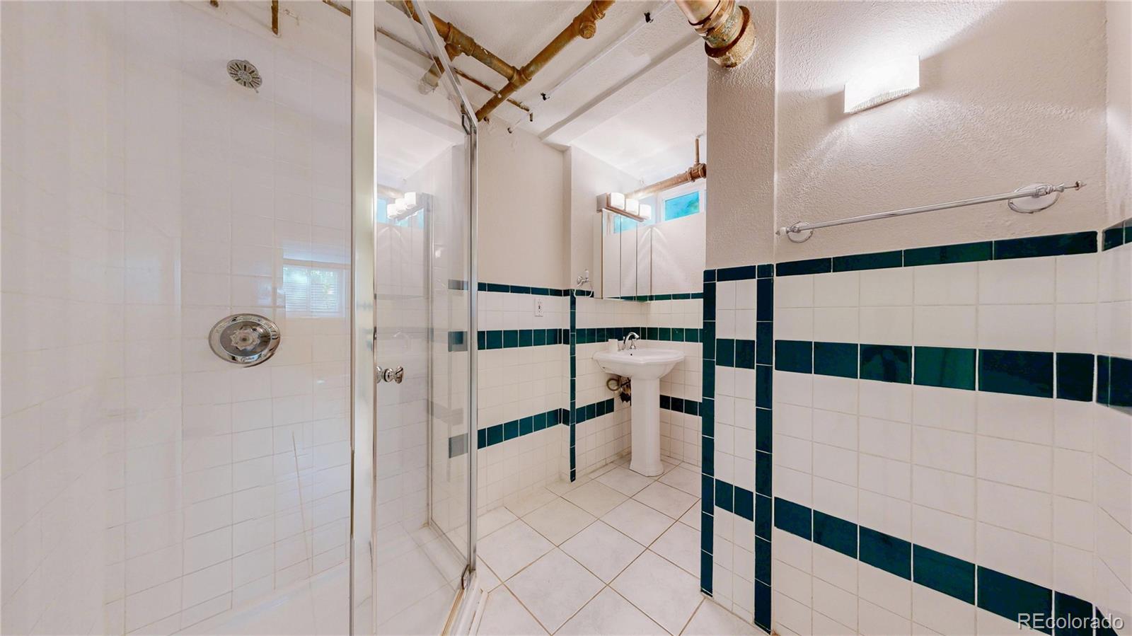 MLS Image #12 for 505 n logan street 14,denver, Colorado