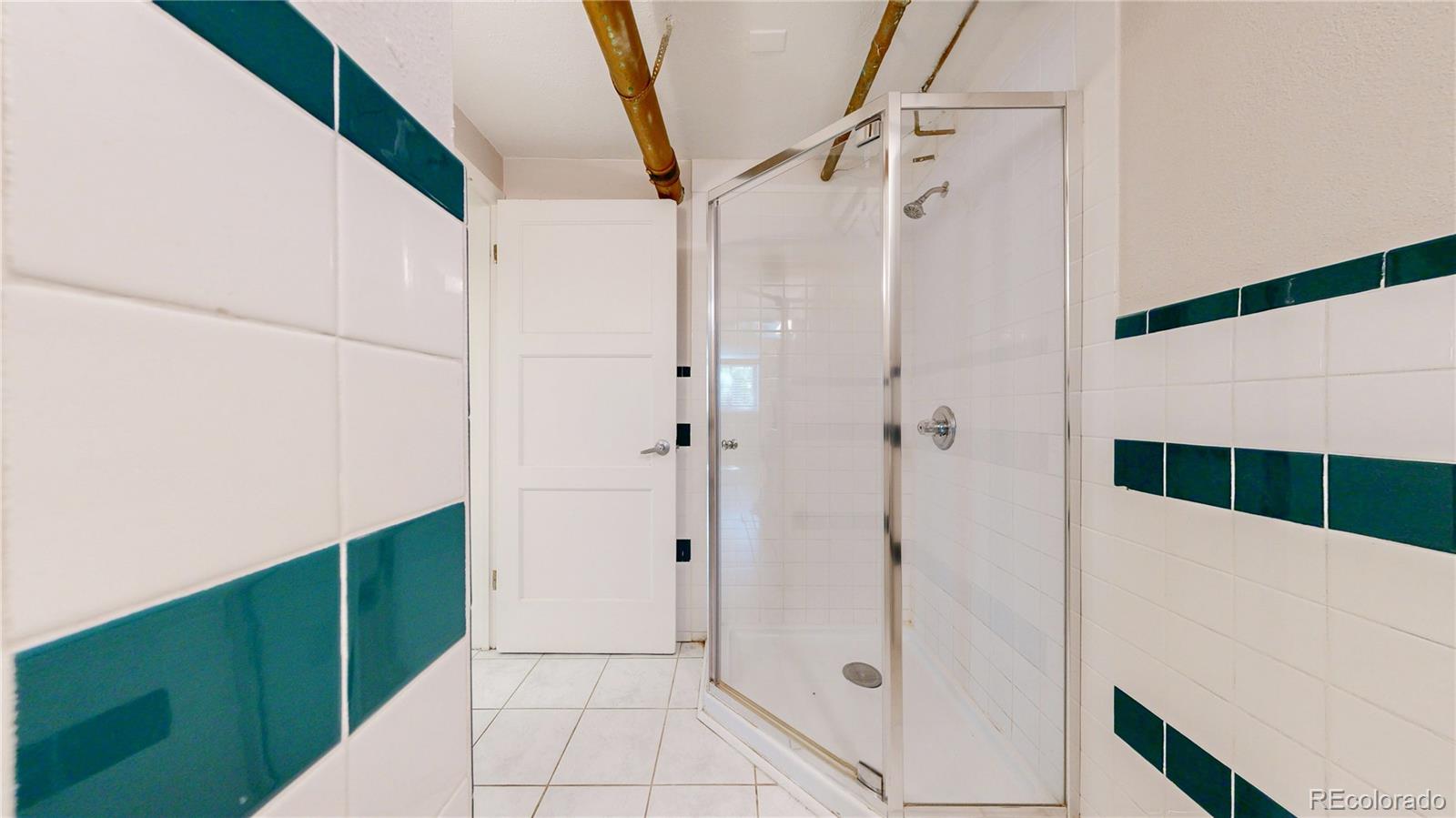 MLS Image #13 for 505 n logan street 14,denver, Colorado