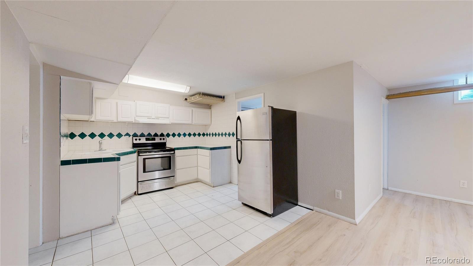 MLS Image #5 for 505 n logan street 14,denver, Colorado