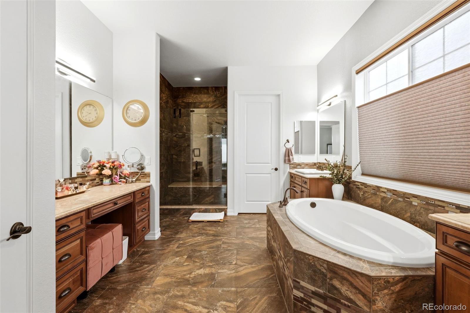 MLS Image #15 for 12139  beach street,denver, Colorado