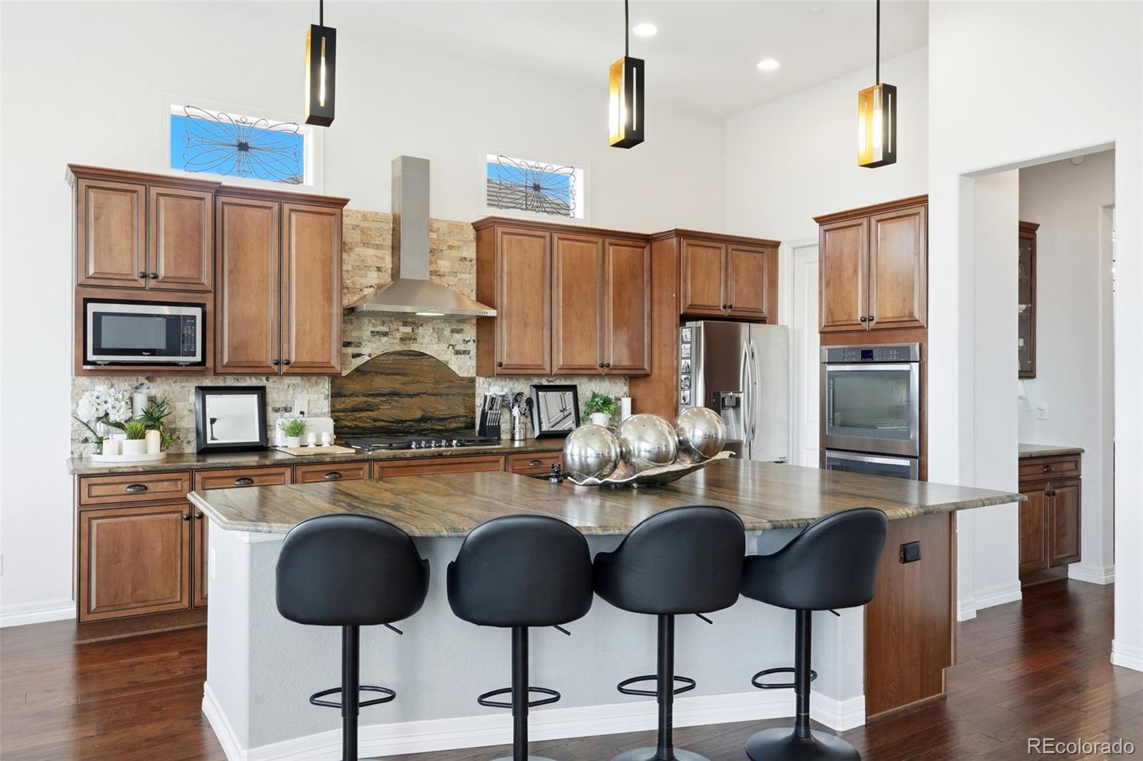 MLS Image #6 for 12139  beach street,denver, Colorado