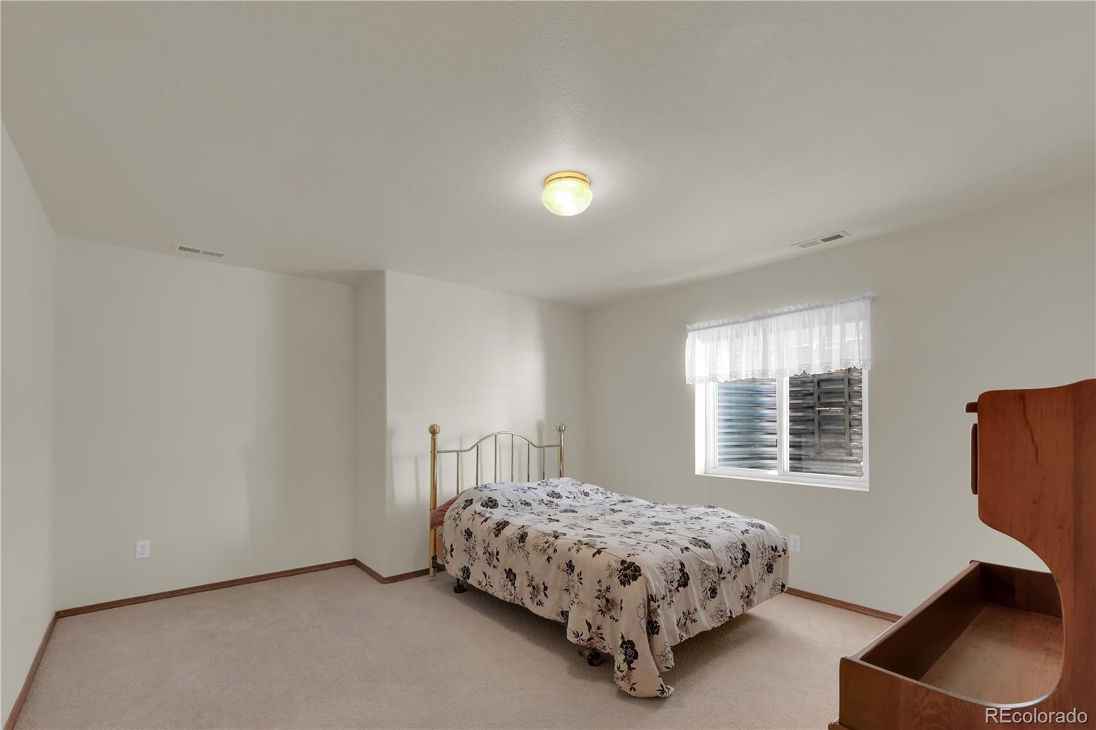 MLS Image #16 for 4960  dry stone drive,colorado springs, Colorado