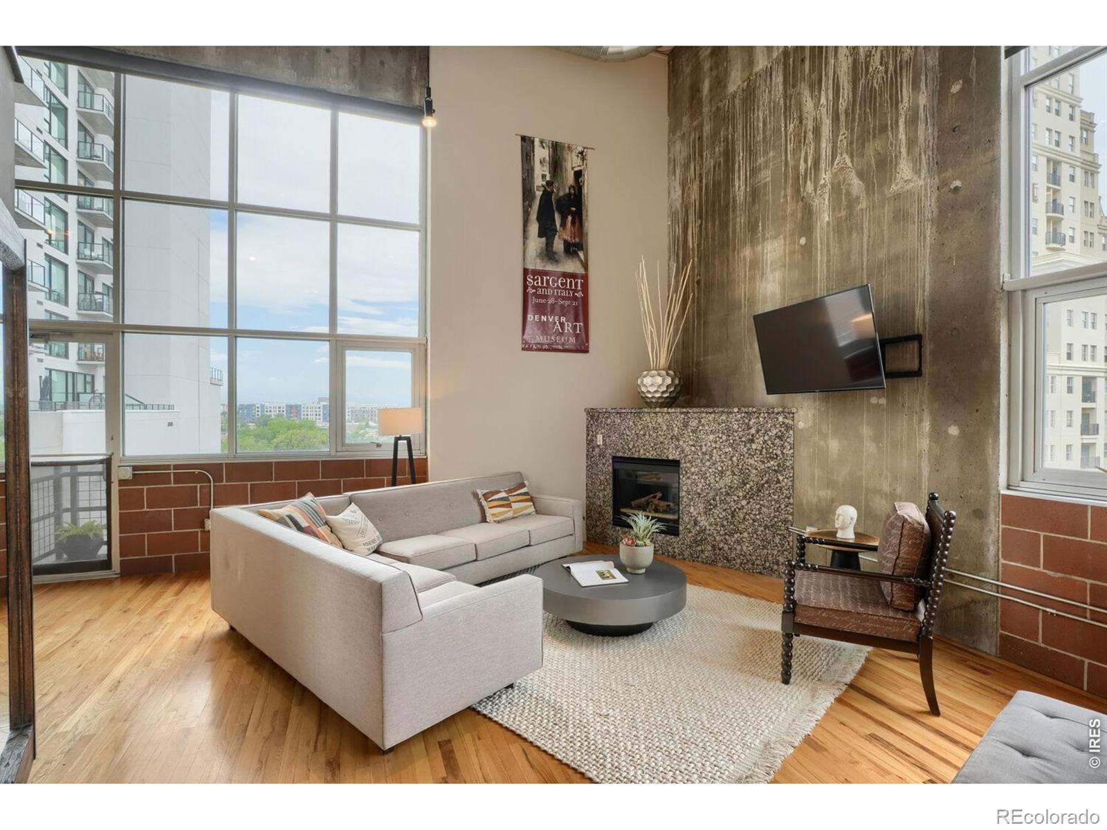 MLS Image #2 for 1050  cherokee street,denver, Colorado