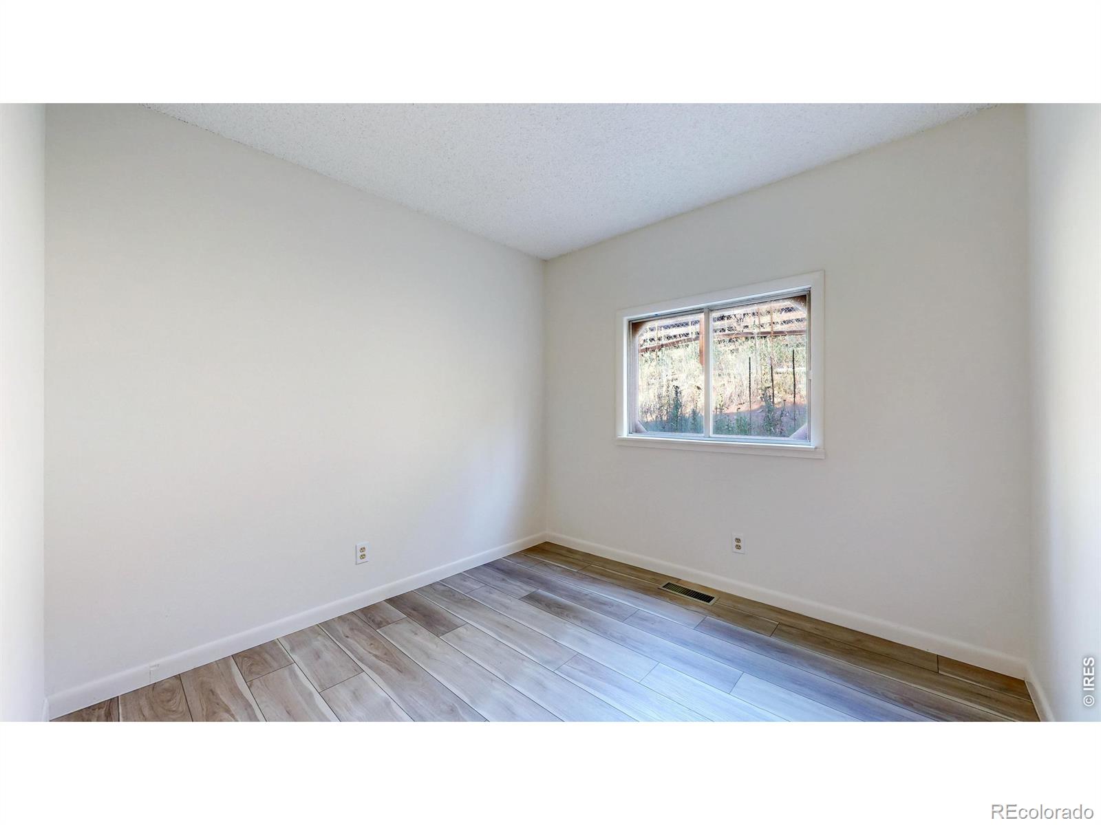 MLS Image #11 for 163  west creek road,glen haven, Colorado