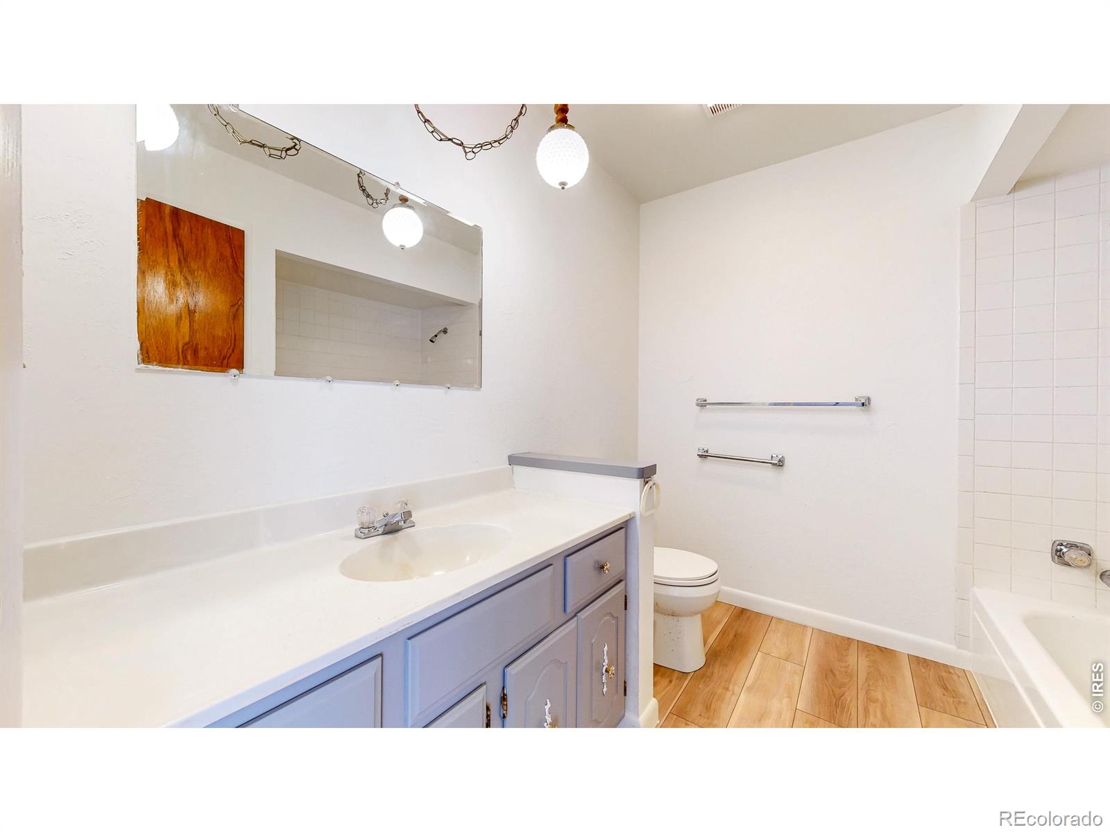 MLS Image #12 for 163  west creek road,glen haven, Colorado