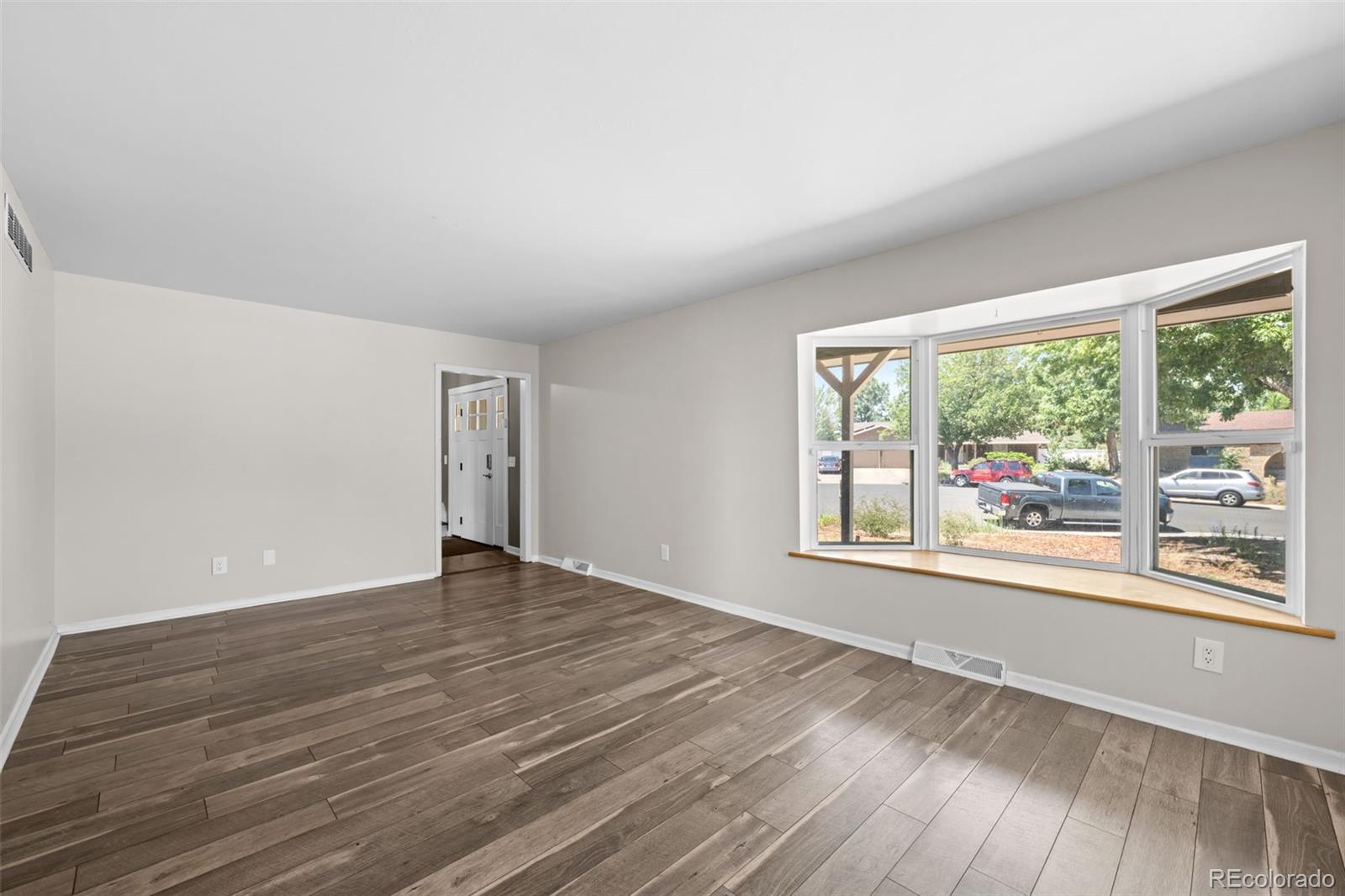 MLS Image #9 for 1850 s nile court,aurora, Colorado