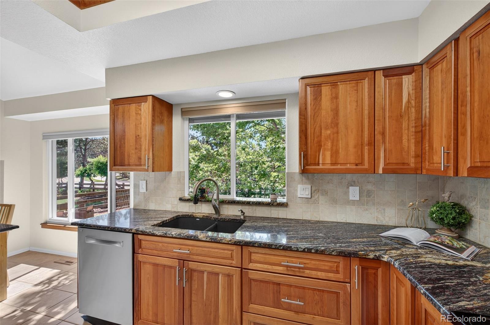 MLS Image #8 for 22  manzanita ,littleton, Colorado