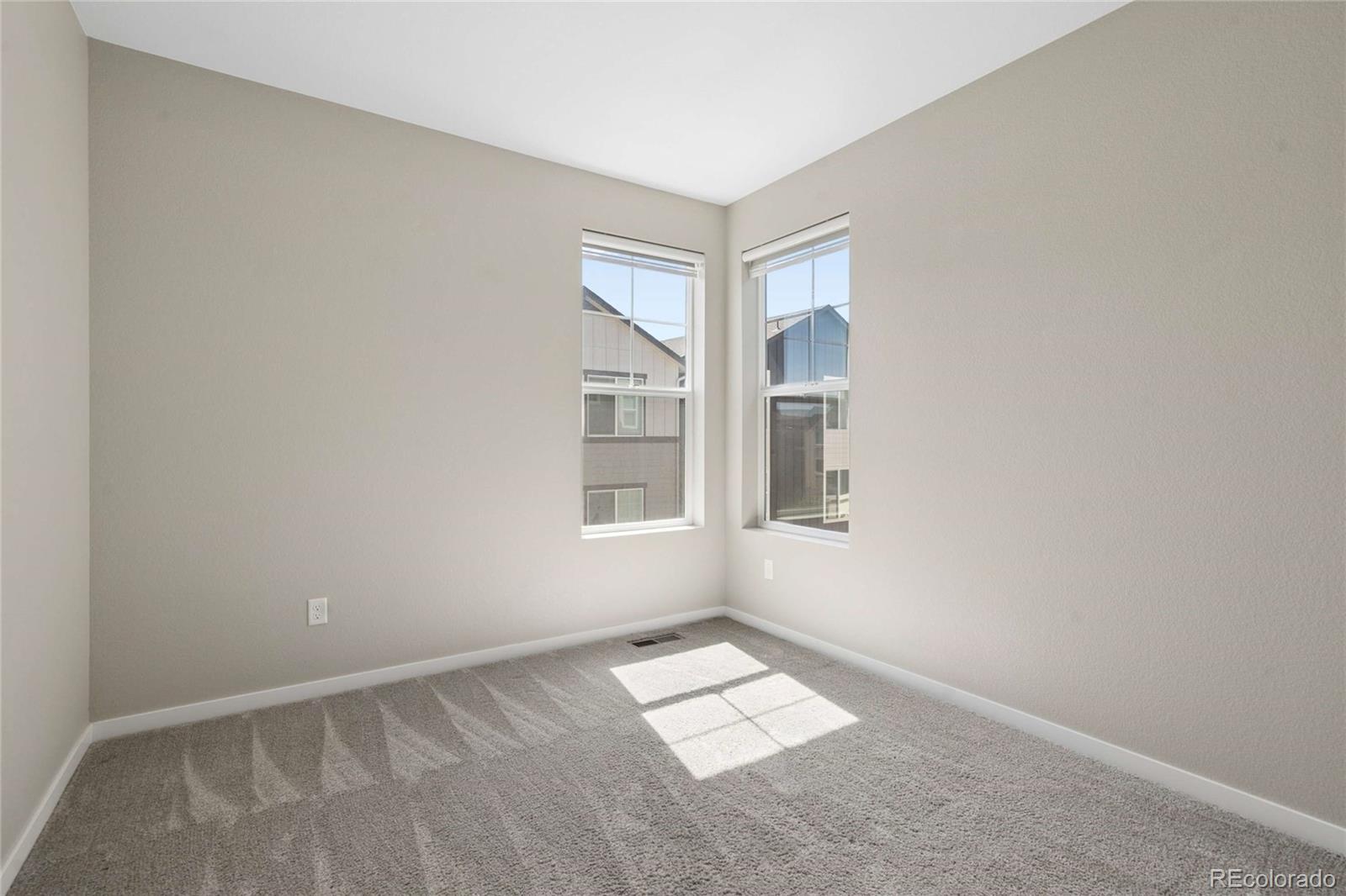 MLS Image #29 for 8871  southurst street,littleton, Colorado