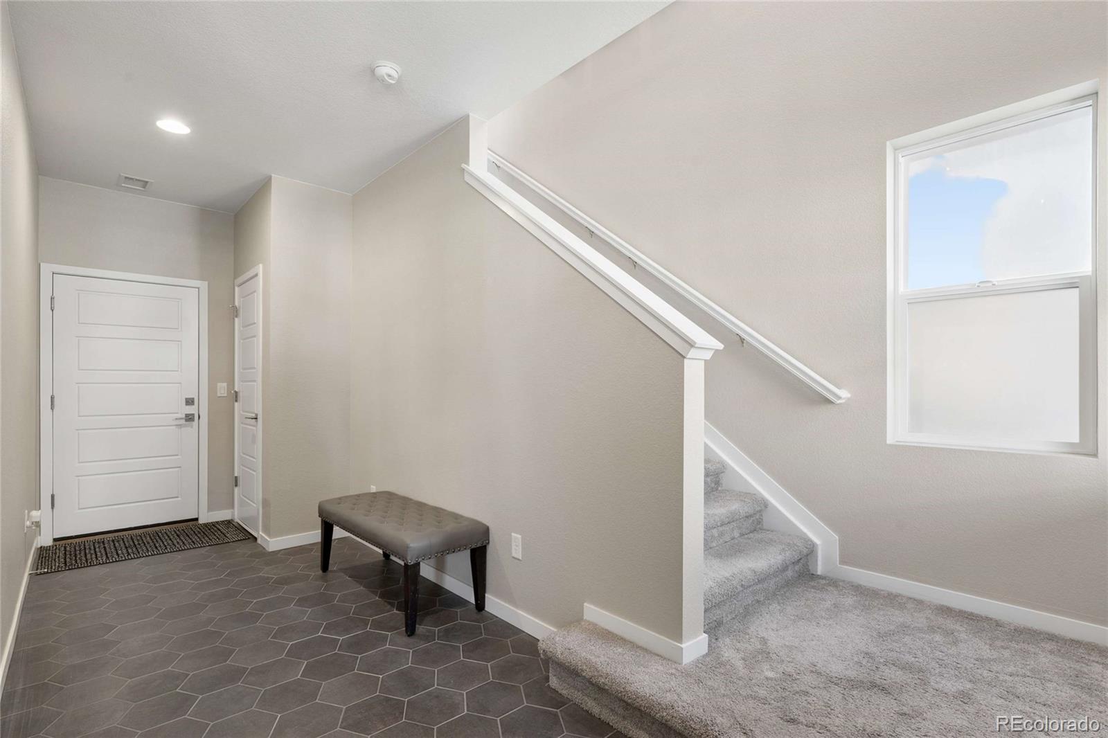 MLS Image #3 for 8871  southurst street,littleton, Colorado