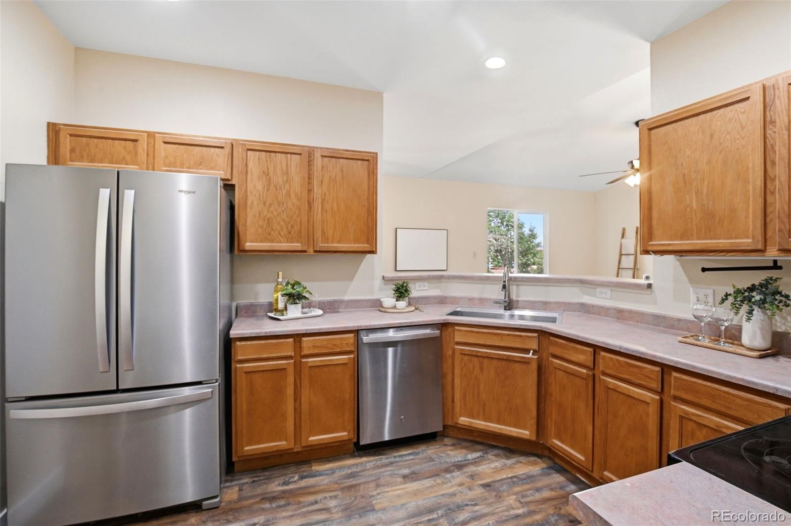 MLS Image #11 for 3135  river valley view,colorado springs, Colorado