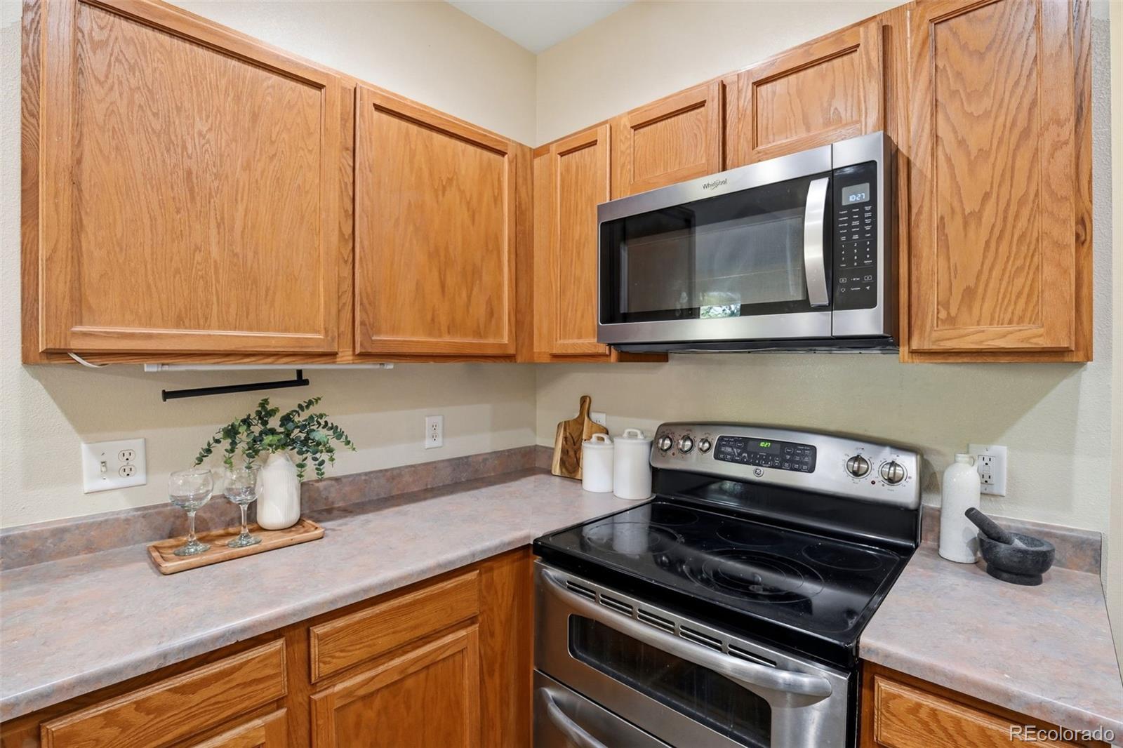 MLS Image #13 for 3135  river valley view,colorado springs, Colorado