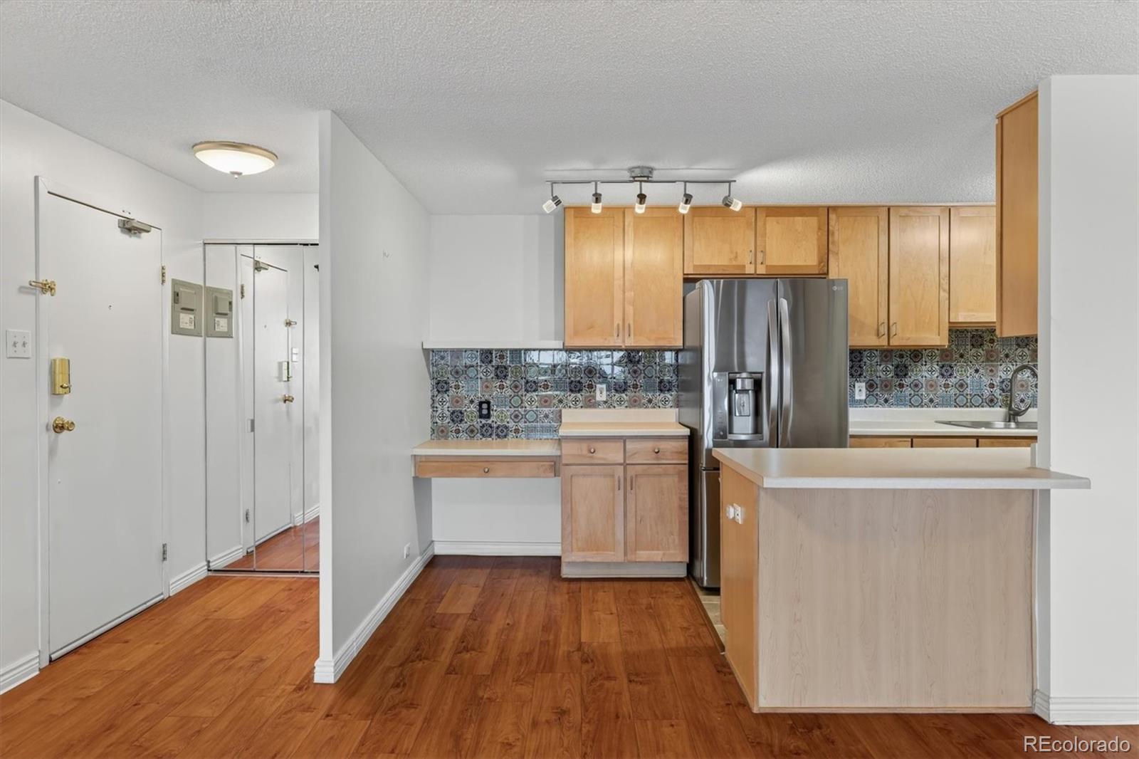 MLS Image #9 for 2225  buchtel boulevard 1101,denver, Colorado