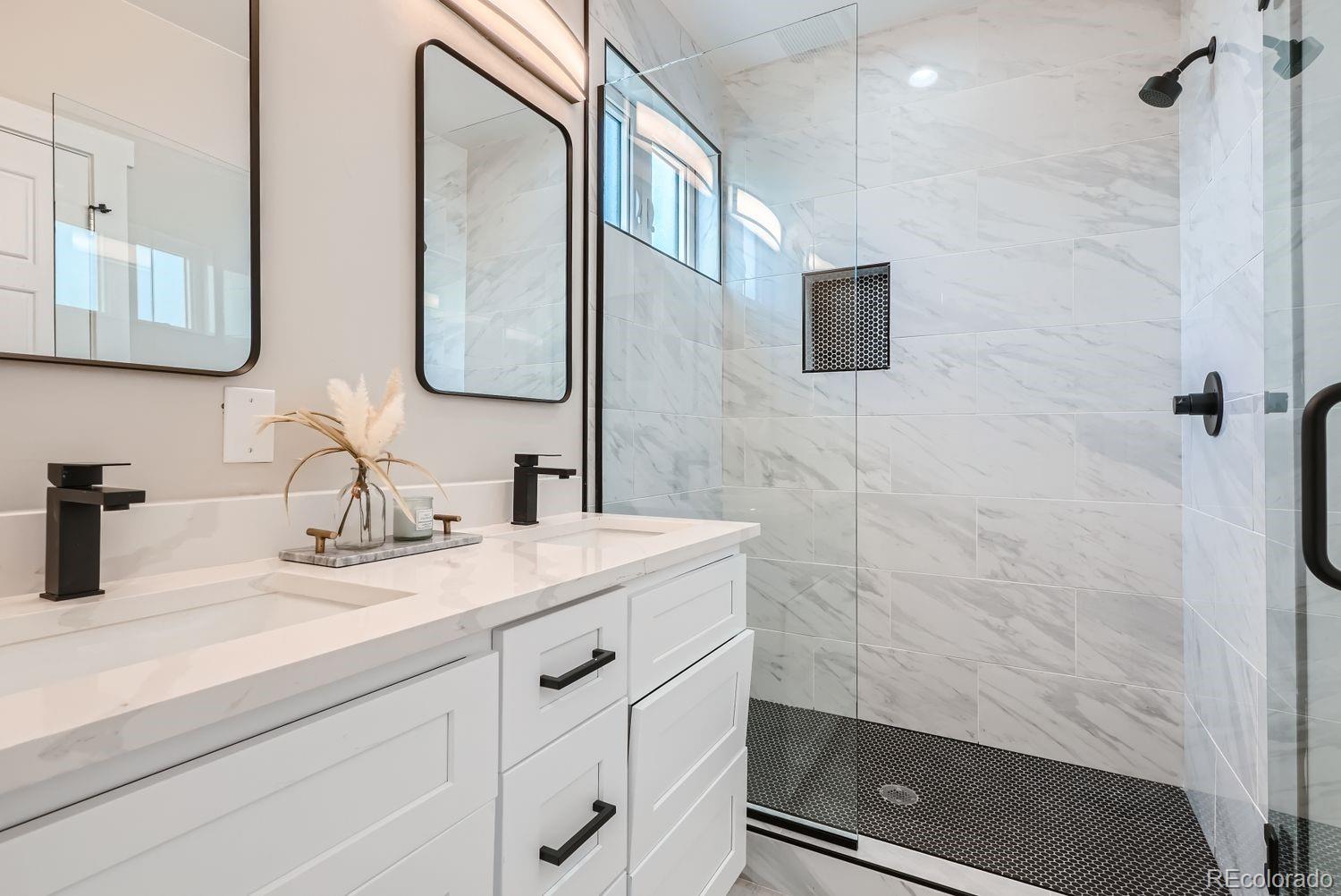 MLS Image #13 for 3705 e 27th avenue,denver, Colorado