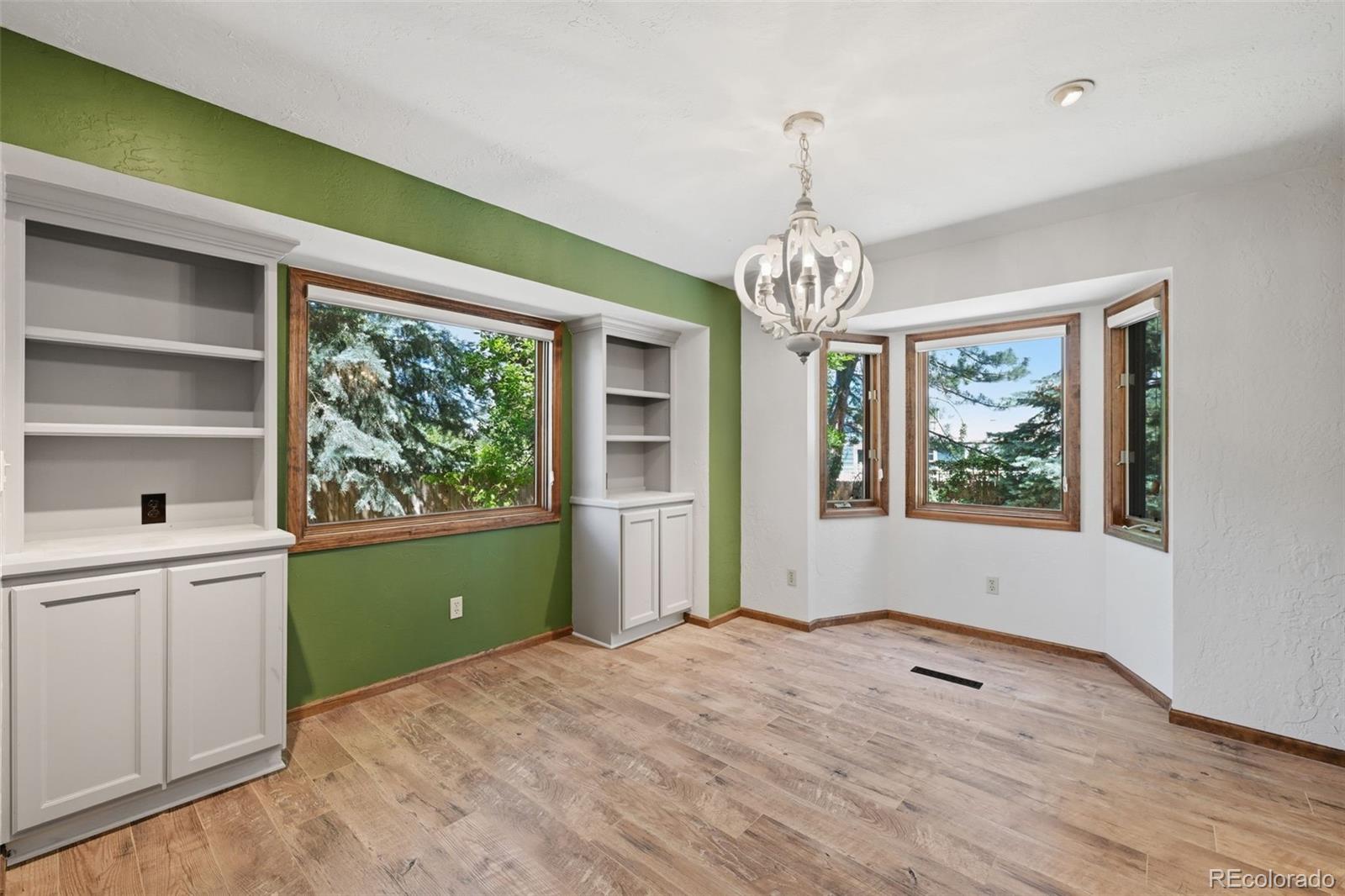 MLS Image #12 for 927  oakwood drive,castle rock, Colorado
