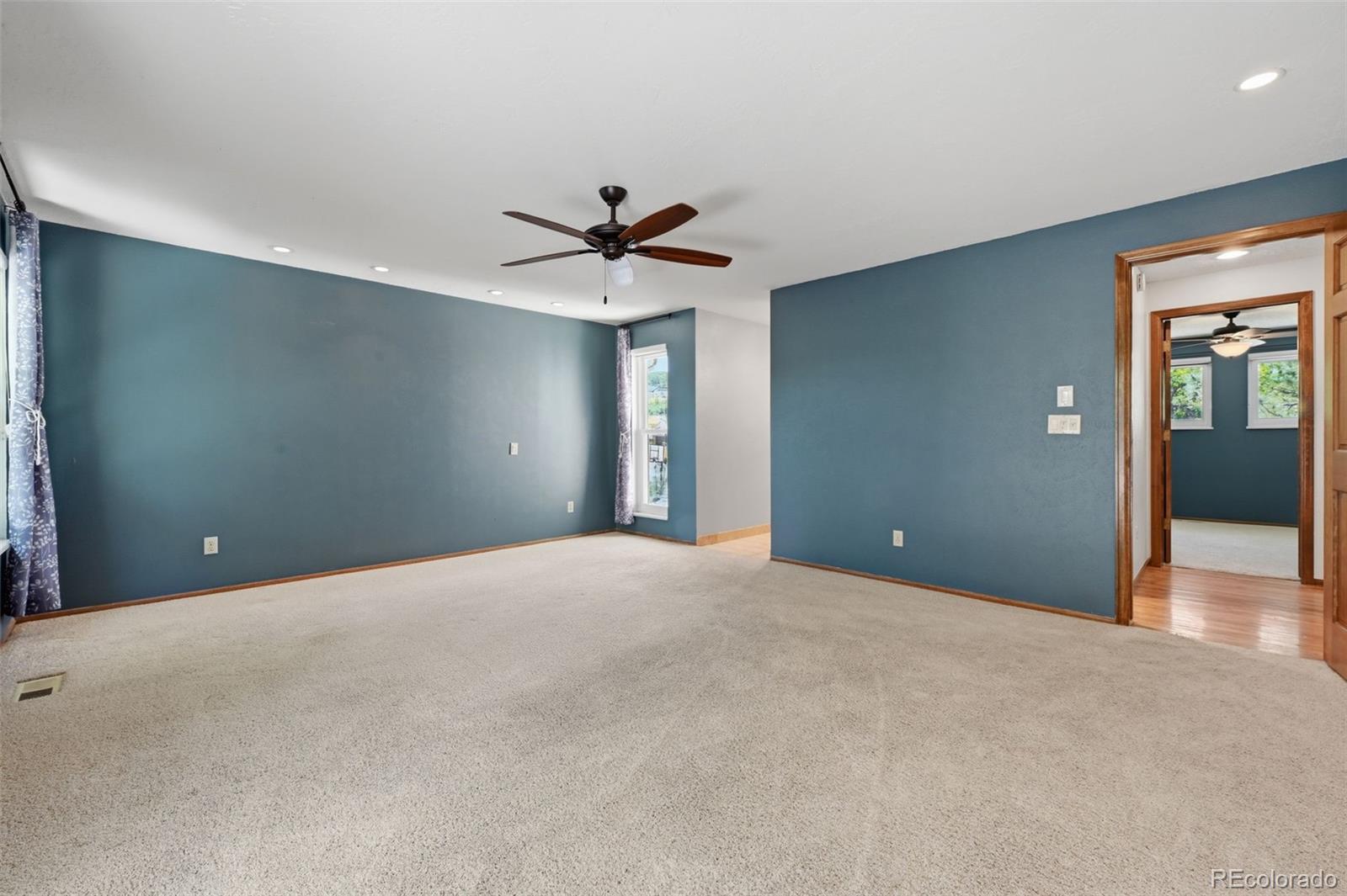 MLS Image #25 for 927  oakwood drive,castle rock, Colorado