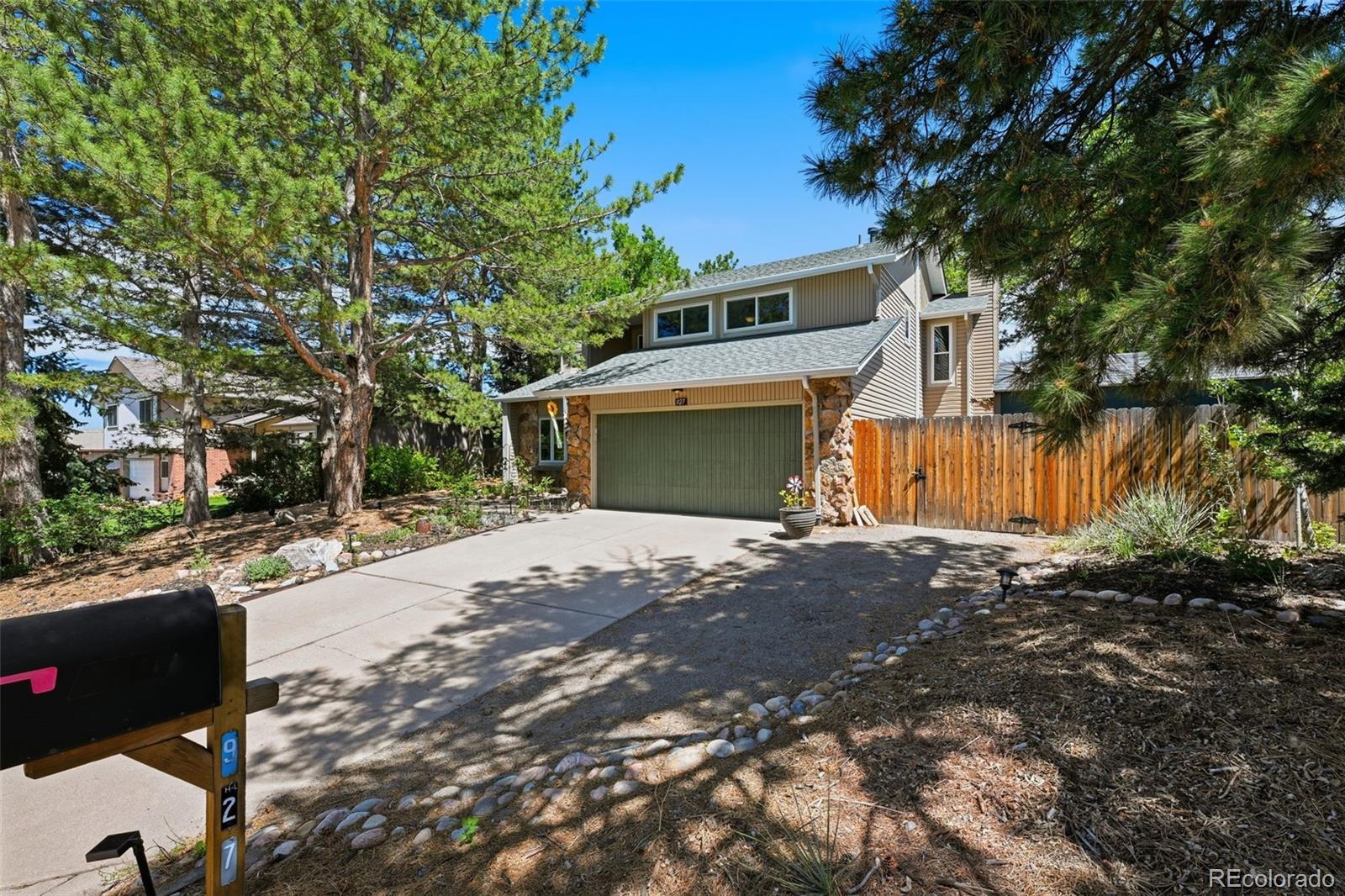 MLS Image #3 for 927  oakwood drive,castle rock, Colorado