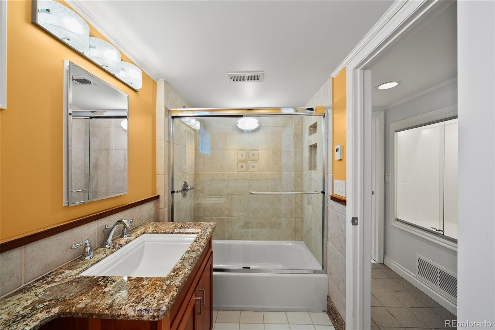 MLS Image #18 for 4243 s clarkson street,englewood, Colorado