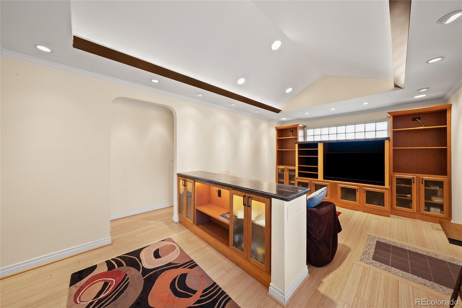 MLS Image #4 for 4243 s clarkson street,englewood, Colorado