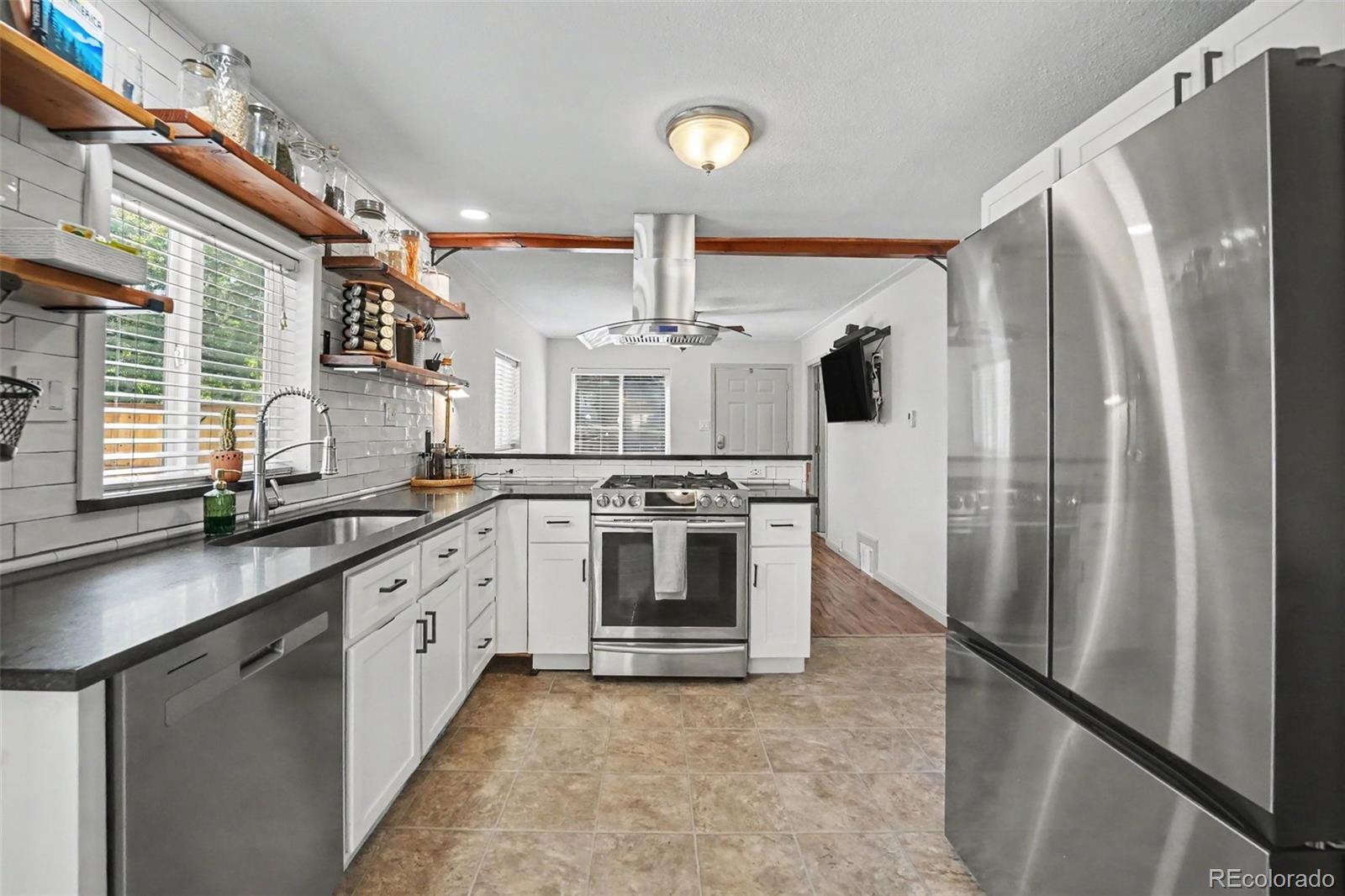 MLS Image #5 for 1930  kendall street,lakewood, Colorado