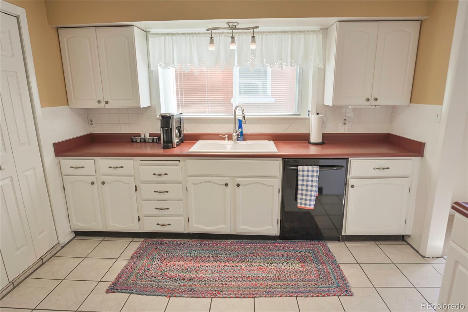 MLS Image #11 for 232 e 6th street,walsenburg, Colorado