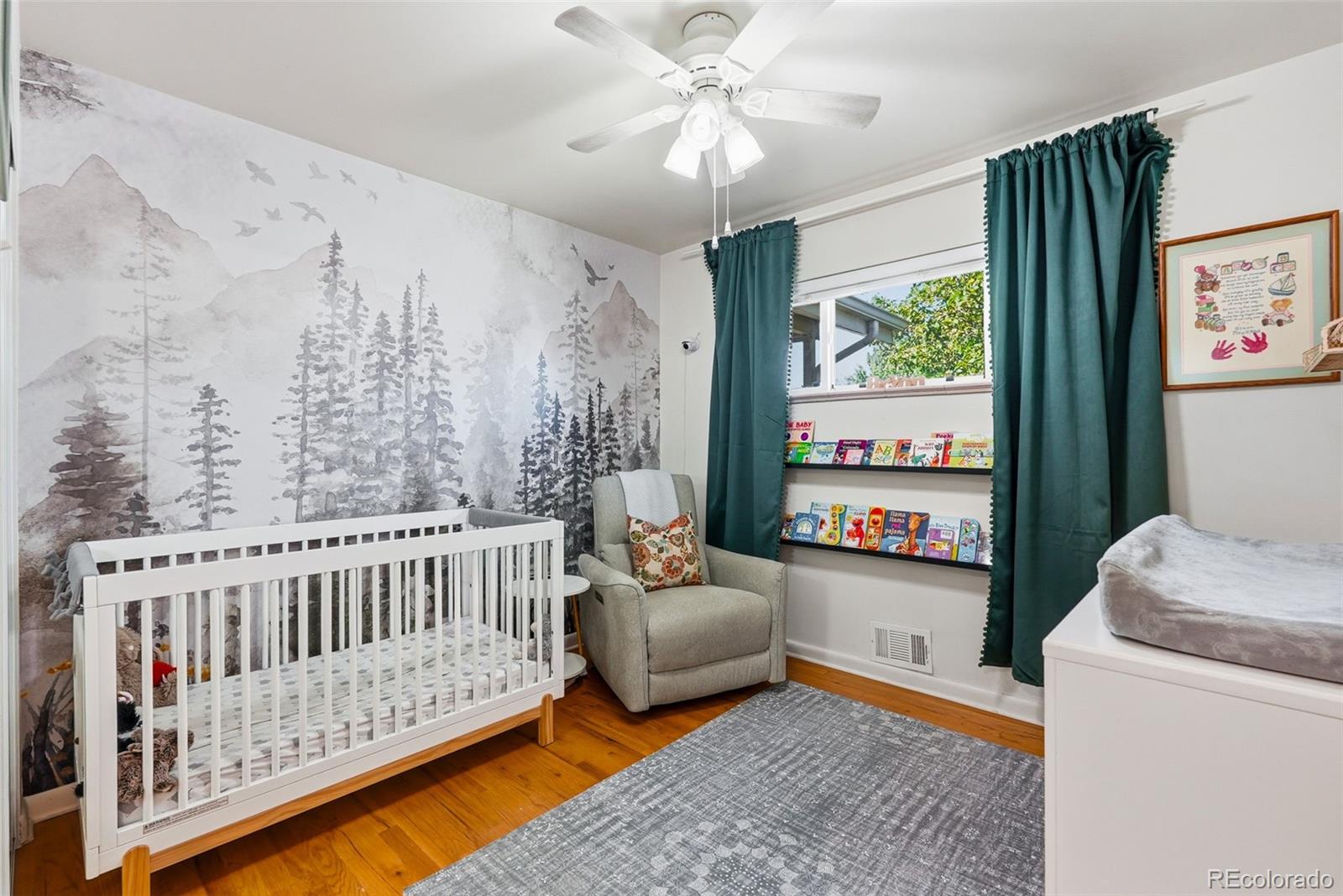 MLS Image #11 for 2890 s hudson street,denver, Colorado