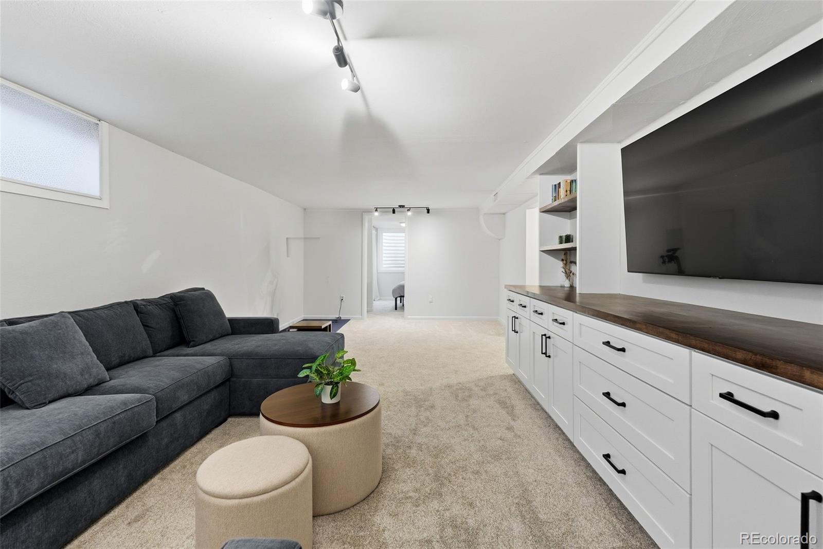 MLS Image #15 for 2890 s hudson street,denver, Colorado