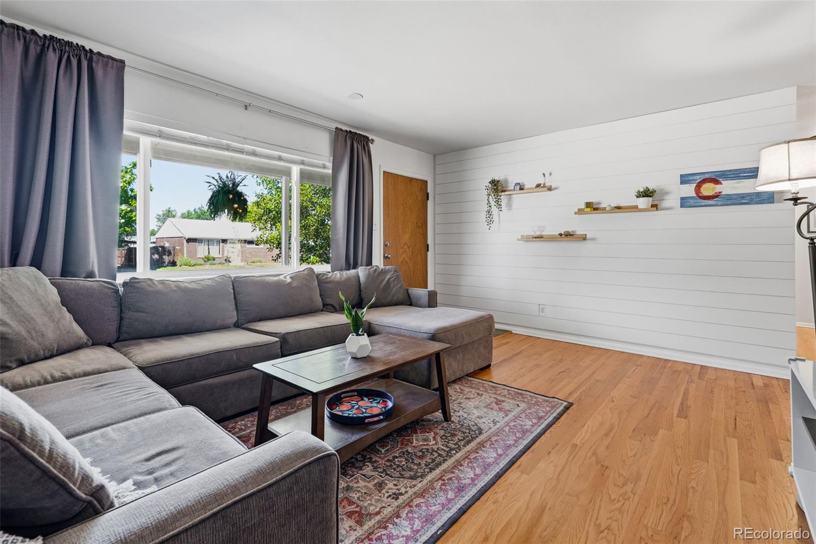 MLS Image #3 for 2890 s hudson street,denver, Colorado