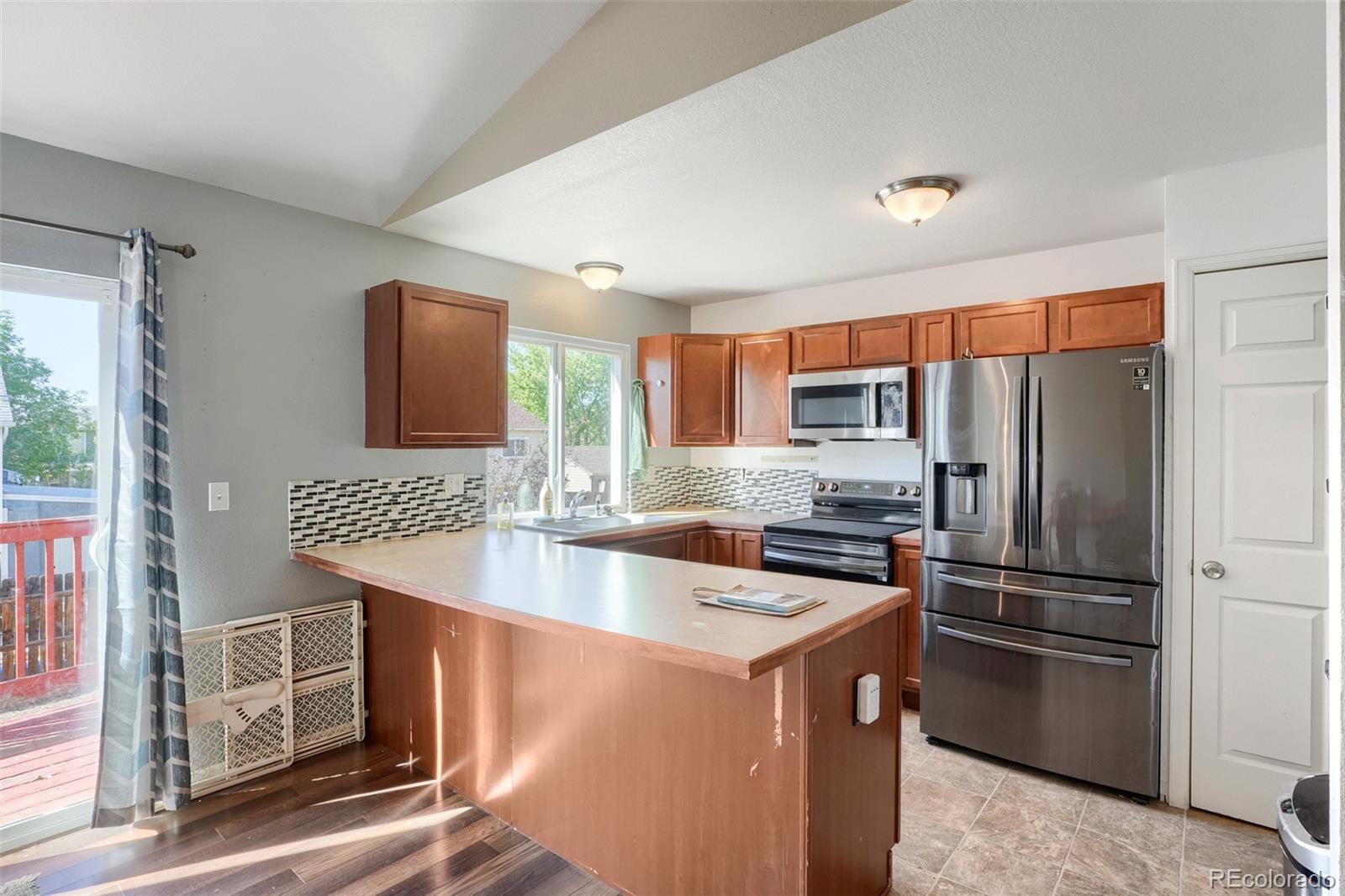 MLS Image #7 for 20723 e 43rd avenue,denver, Colorado