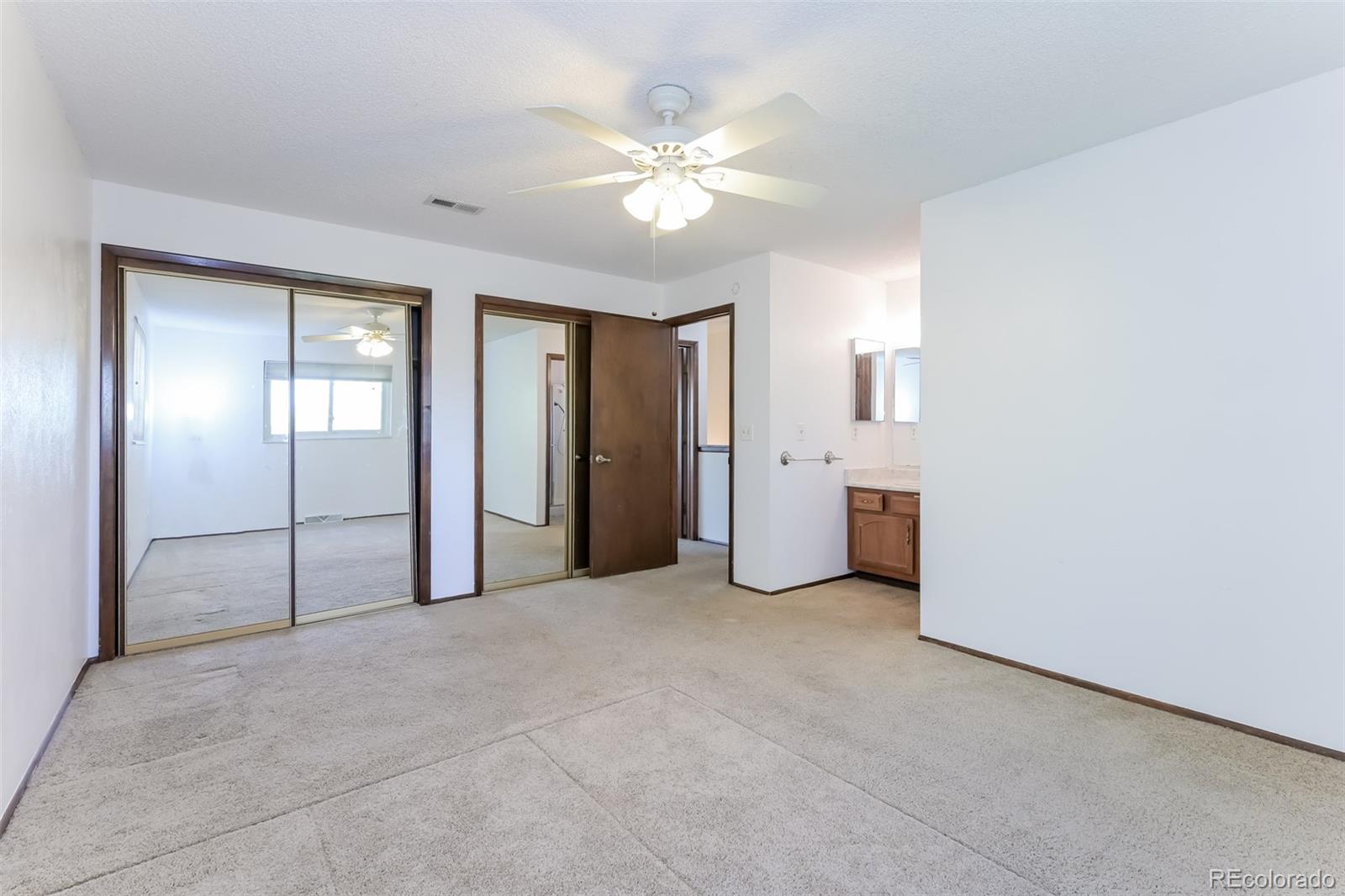 MLS Image #10 for 10064 w lake drive,littleton, Colorado