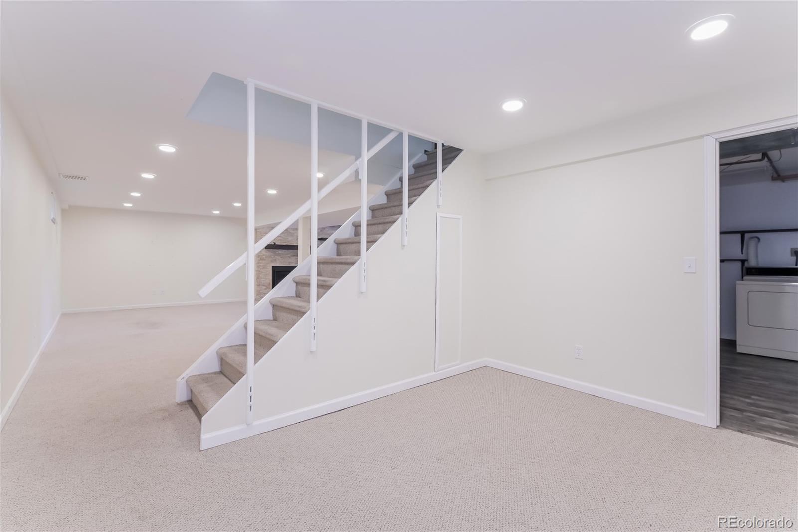 MLS Image #17 for 10064 w lake drive,littleton, Colorado