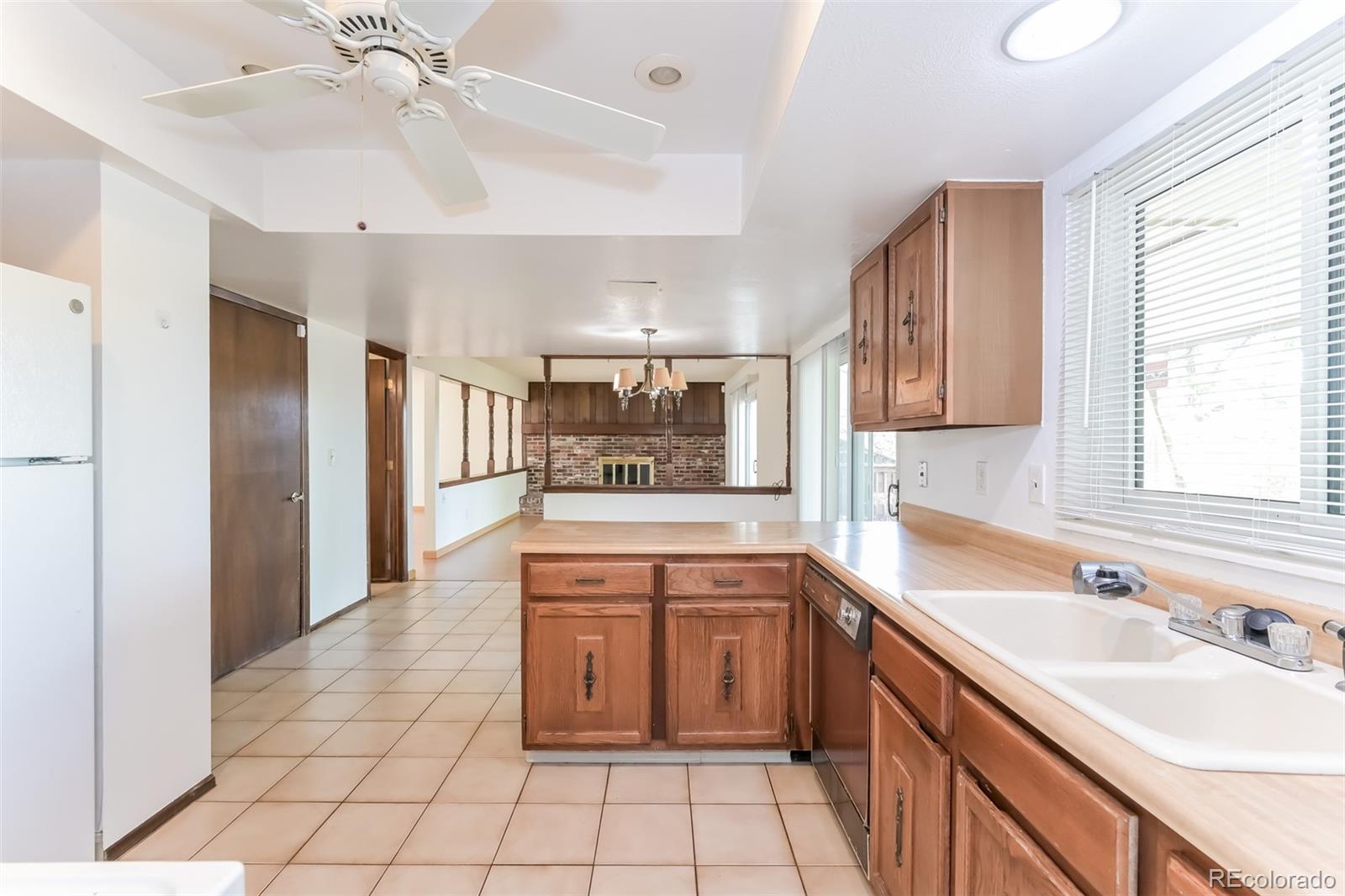 MLS Image #8 for 10064 w lake drive,littleton, Colorado