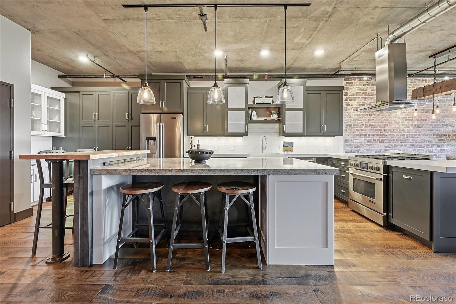 MLS Image #2 for 1401  wewatta street,denver, Colorado