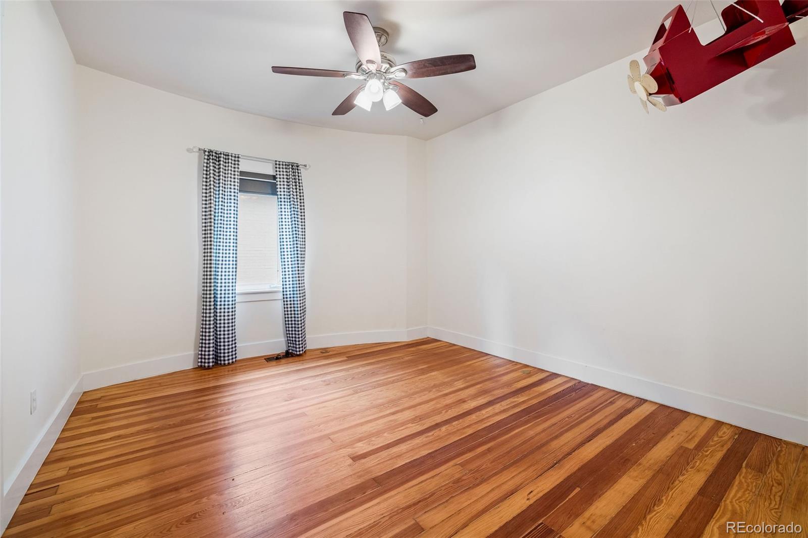 MLS Image #26 for 1031  fillmore street,denver, Colorado