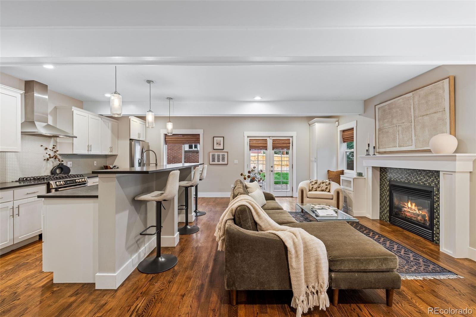 MLS Image #9 for 1031  fillmore street,denver, Colorado