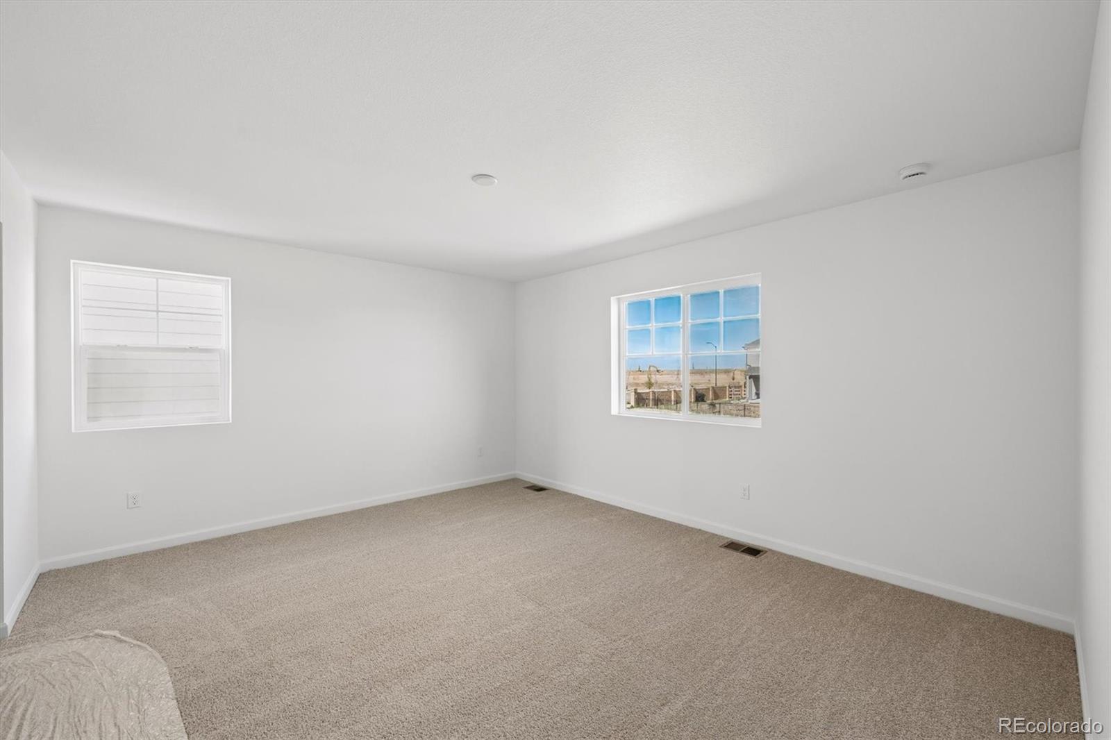 MLS Image #14 for 4152 n hayleyville street,aurora, Colorado