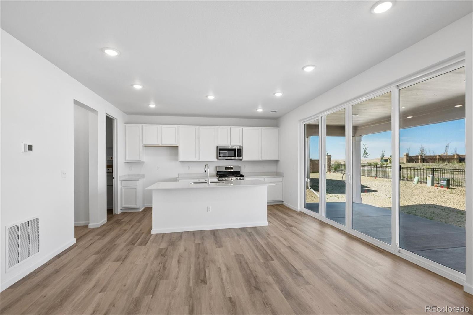 MLS Image #8 for 4152 n hayleyville street,aurora, Colorado